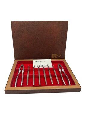 Kalmar Design Seafood Set Made in Italy Includes Forks and Crackers in Gift Box